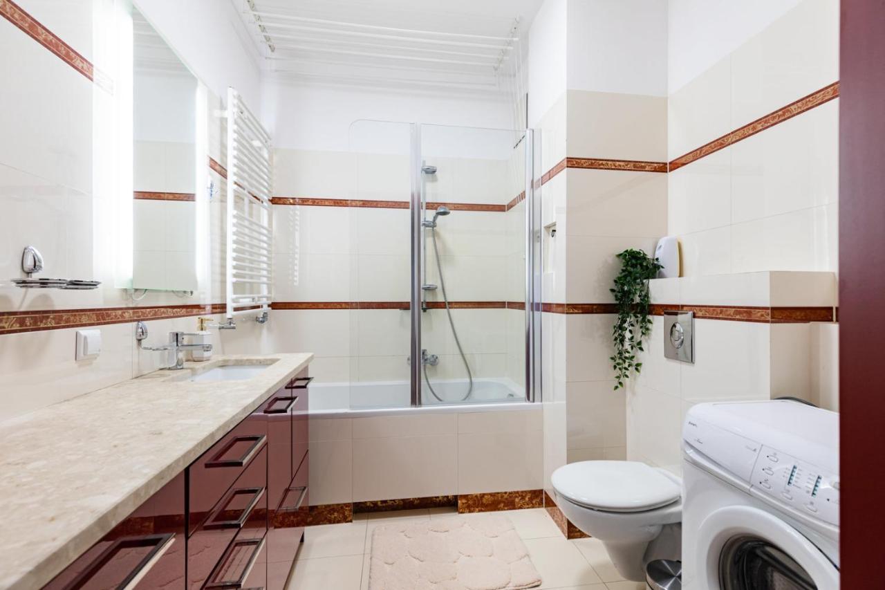 Superapart Chodkiewicza 10 Apartment Varşovia Exterior foto